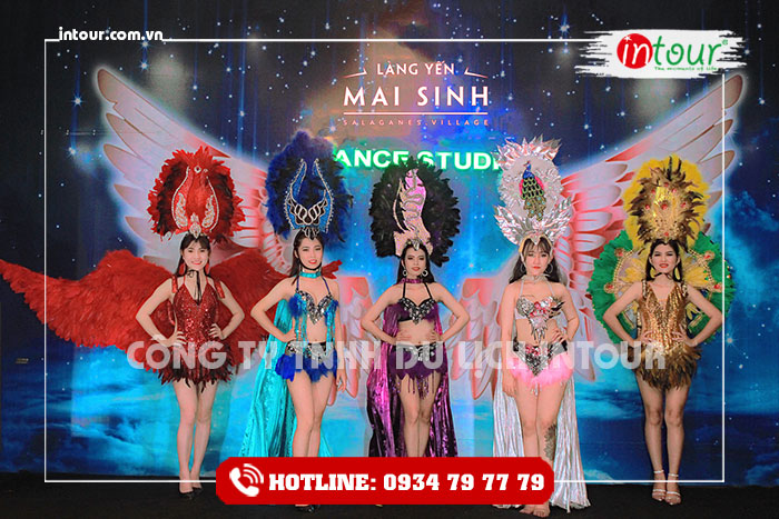 YEAR END PARTY TOP Homestay | Travel Discovery YEAR END PARTY TOP Homestay | Travel Discovery